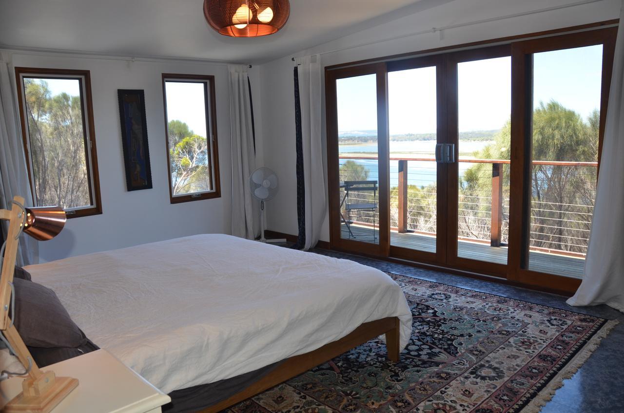 Of Stone & Wood Guesthouse Muston Buitenkant foto