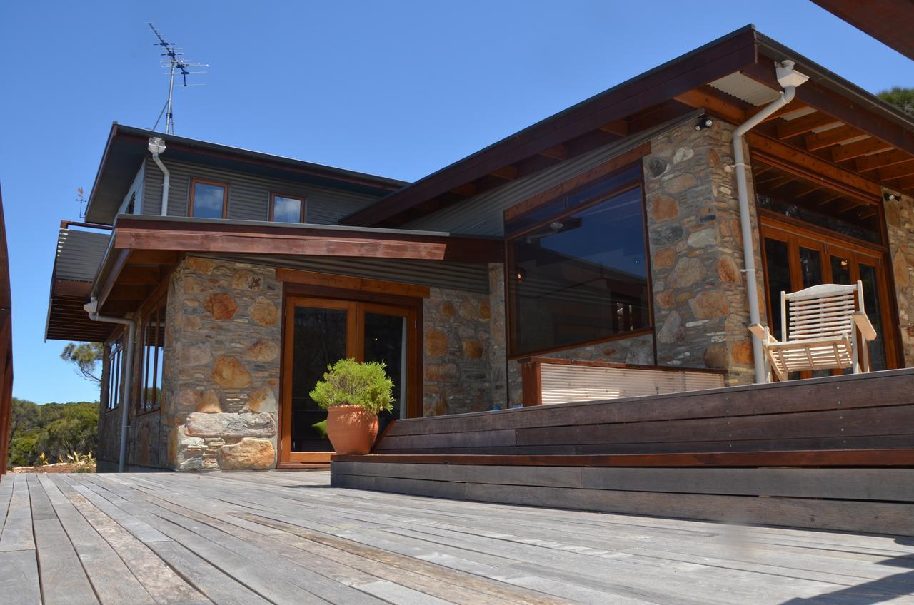 Of Stone & Wood Guesthouse Muston Buitenkant foto